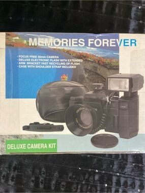 VtgAKIRA ProLine “Memories Forever” Film Deluxe Camera Kit w/ Flash & 50mm Lens